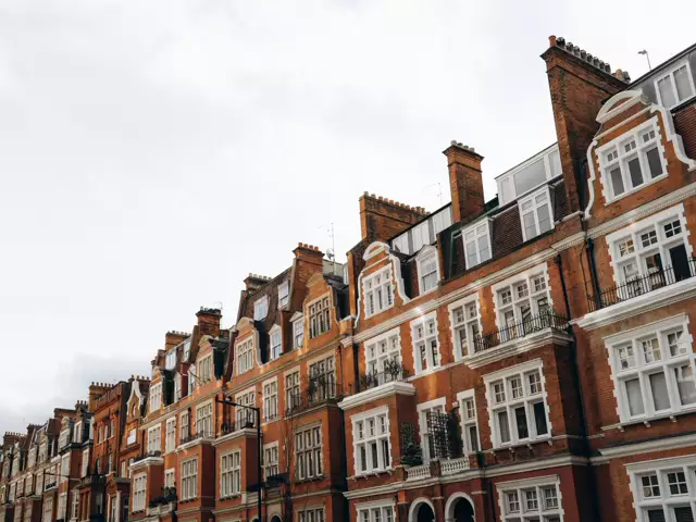 A row of terraced houses on a London street